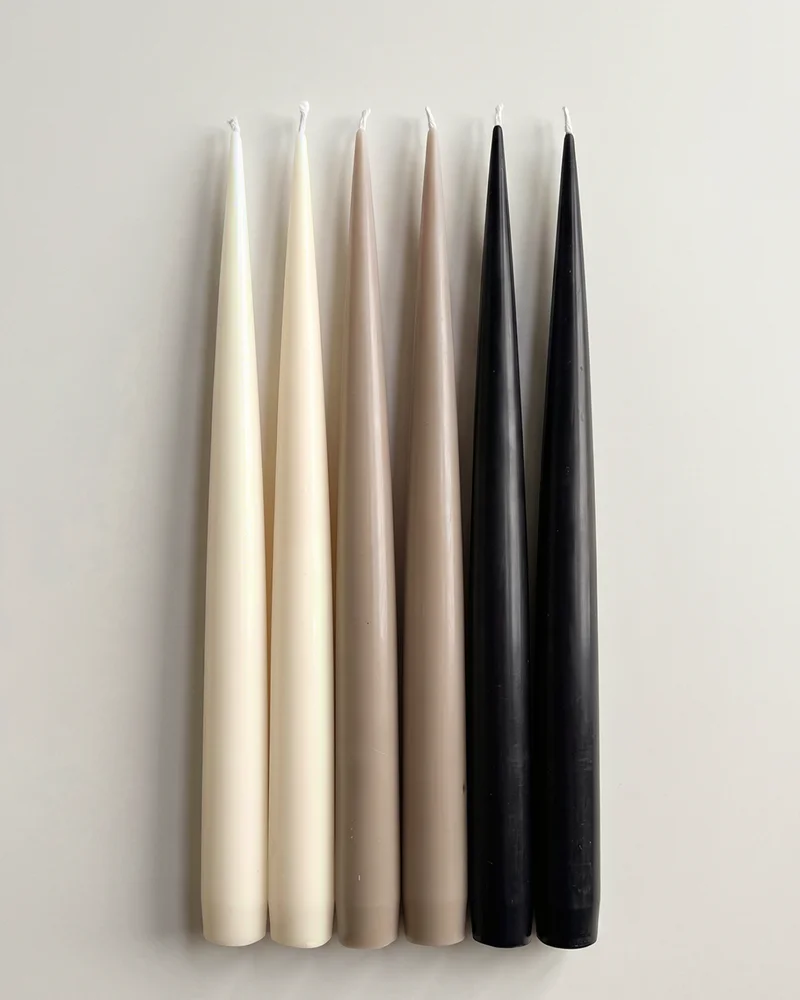 Dusk Six taper candles arranged in pairs of ivory, taupe and black