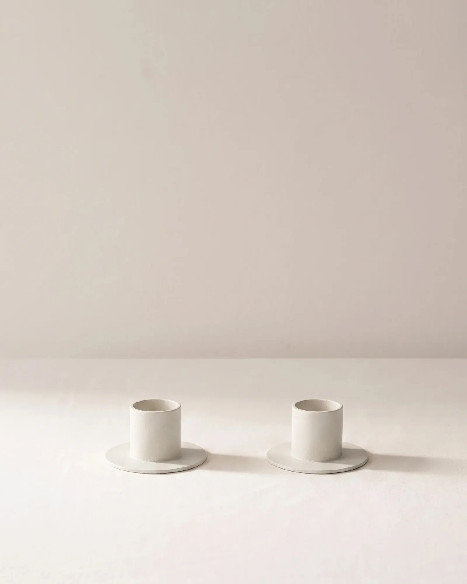 Ivory taper holder by PLAMYA